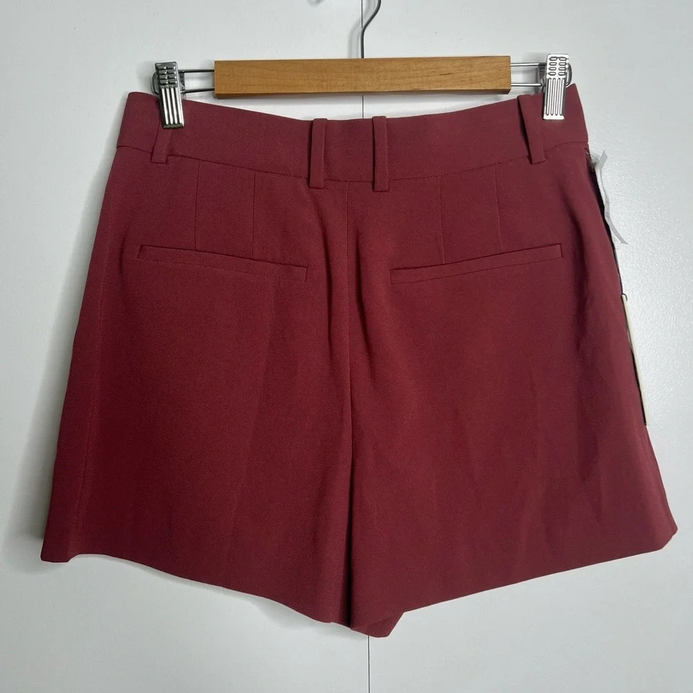 Aritzia - Babaton - Sundried Red 3” Pleated Shorts - NWT Size 8 - Picture 5 of 8